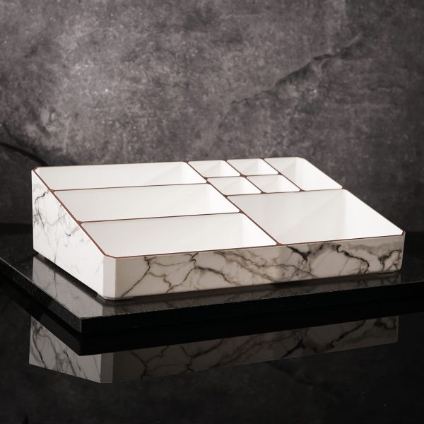 9 Compartment Marble Look Makeup